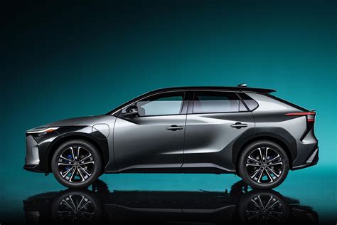 toyota solaire|Toyota bZ4X is the first Toyota EV — and it has a solar roof.